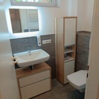 Bad Wellness Dusche, WC, Handtücher / Badetücher, Haartrockner, ...