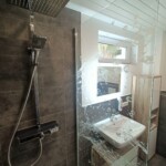 Bad Wellness Dusche, WC, Handtücher / Badetücher, Haartrockner, ...